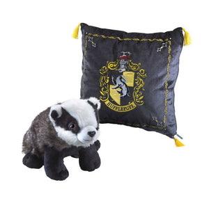 1237099 The Noble Collection Harry Potter, Hufflepuff Dachs & Kissen mit Geheimfach Kuscheltier Kumpel Leo Harry Potter Hogwarts Maskottchen