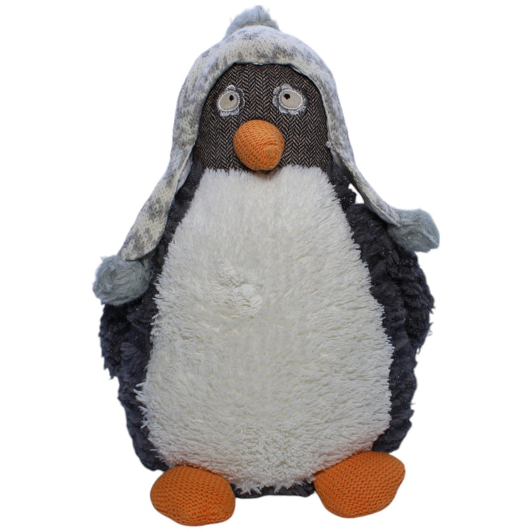 1238224 BUTLERS Süßer Pinguin mit Wintermütze Kuscheltier Kumpel Leo BUTLERS Gebraucht